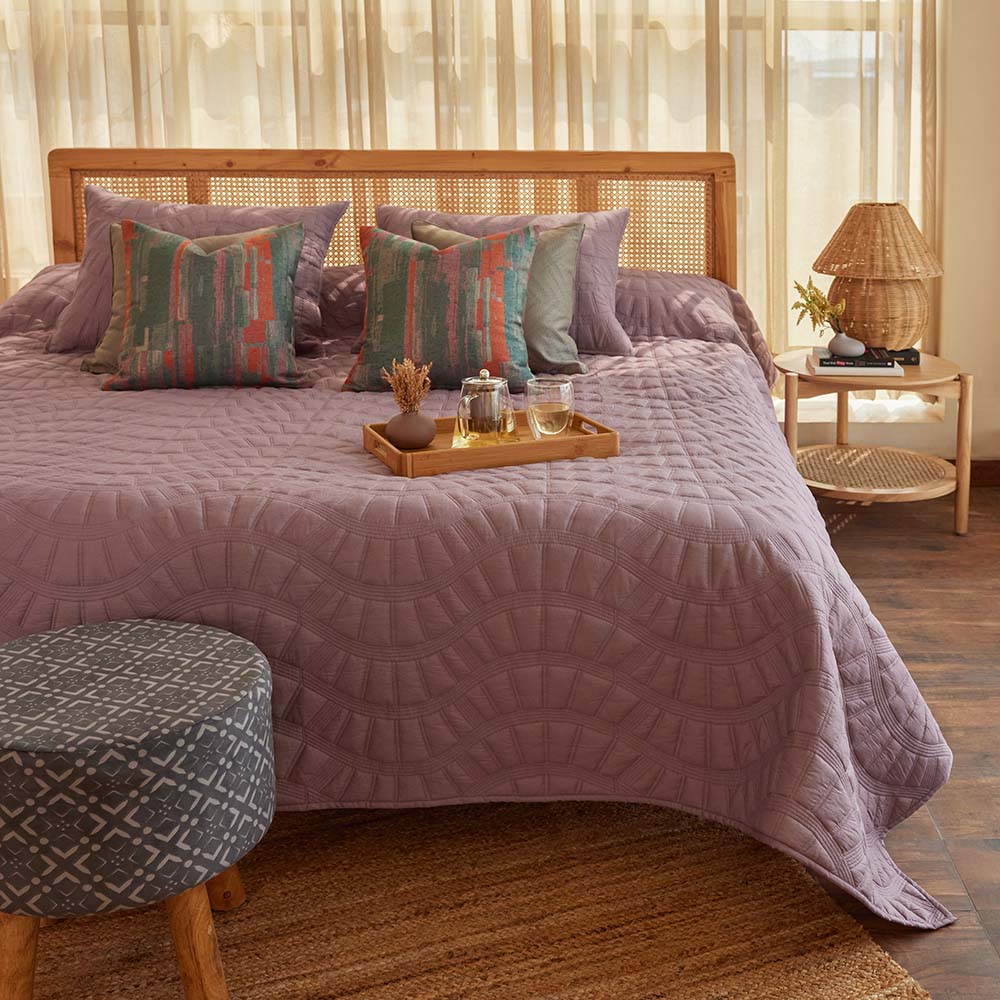Waves of Comfort Quilted Cotton Bedspread